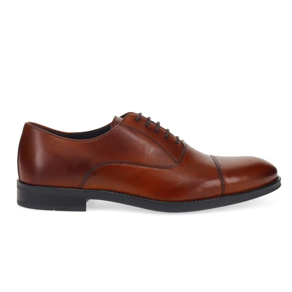 Smart Stitch-Detailed Leather Shoes - ITAR40003 / 325 827